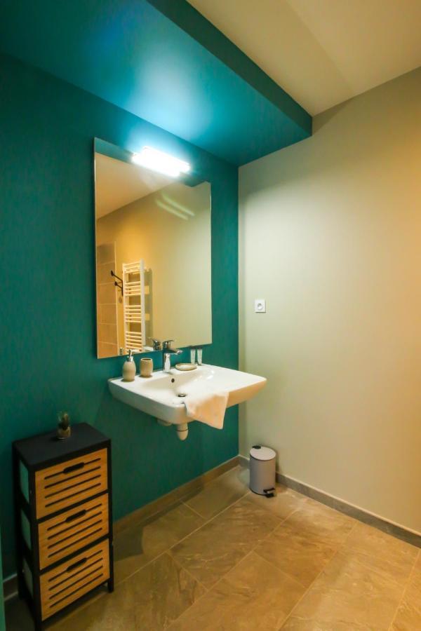 Bella, Jacuzzi Partage & Parking Avec Borne De Recharge Voiture Electrique Apartment Sarlat-la-Caneda Luaran gambar